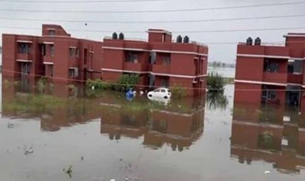 पंजाब में बाढ़ का कहर, नवोदय विद्यालय में फंसे 400 बच्चे और स्टाफ, माता-पिता हुए आगबबूला