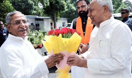 पटना साहिब में नंद किशोर यादव पर कमल खिलाने की बड़ी जिम्मेदारी, कांग्रेस भी पूरी ताकत में