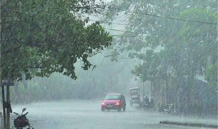अगले 72 घंटे बेहद महत्वपूर्ण, IMD ने इन राज्यों में भारी बारिश और तूफानी चेतावनी जारी