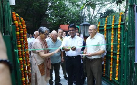 एनडीएमसी अध्यक्ष ने रीसाइक्लिंग और ट्रीटमेंट हेतु कूड़ा पृथक्करण (एसओआरटी) परियोजना के अंतर्गत आईएनए-दिल्ली हाट में खाद निर्माण स्थल का उद्घाटन किया