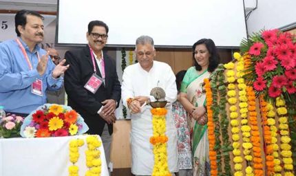 भारतीय दृष्टिकोण से समृद्ध साहित्य से पुस्तकालयों को समृद्ध करने की आवश्यकता : मंत्री परमार