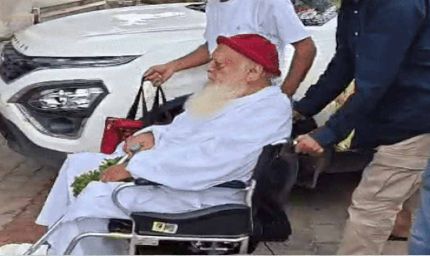 आसाराम ने जोधपुर जेल में सरेंडर किया, रेप केस में उम्रकैद की सजा काट रहे हैं