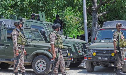 पुंछ में सुरक्षा बलों का बड़ा अभियान, दो आतंकवादी गिरफ्तार, AK-47 और हैंड ग्रेनेड बरामद