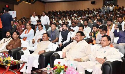 ‘मन की बात’ की 125वीं कड़ी का मुख्यमंत्री विष्णु देव साय सहित मंत्रियों और नागरिकों ने किया श्रवण