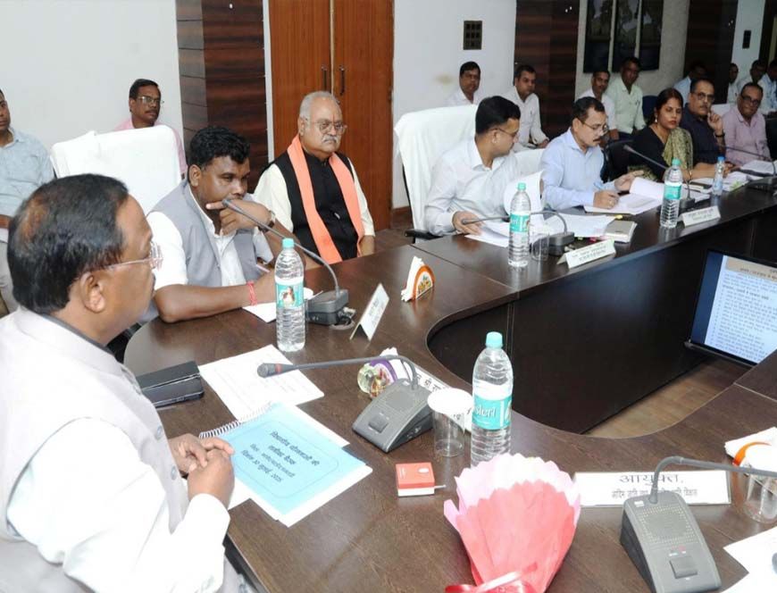 जैविक कृषि, कोदो-कुटकी और उन्नत खेती के लिए किसानों को करें जागरूक – रामविचार नेताम