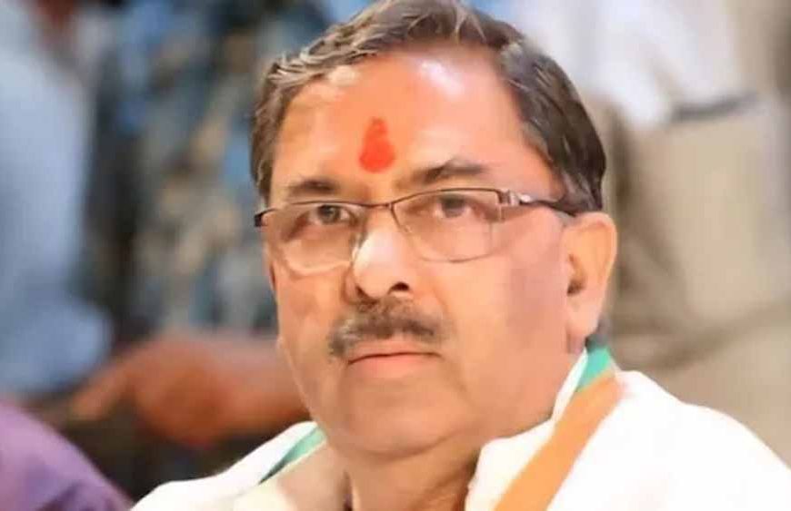 अरुण चतुर्वेदी बने राज्य वित्त आयोग के अध्यक्ष, नरेश ठकराल को मिली सचिव की जिम्मेदारी