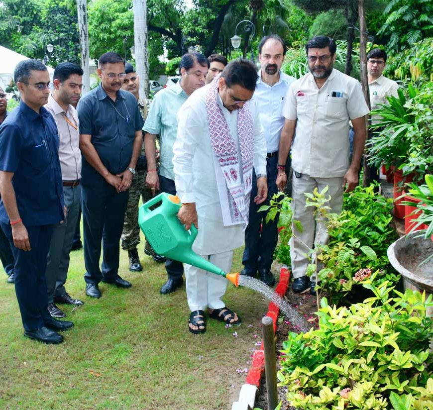 मुख्यमंत्री का नई दिल्ली दौरा- मुख्यमंत्री भजनलाल शर्मा ने एक पेड़ मां के नाम अभियान के तहत किया पौधरोपण