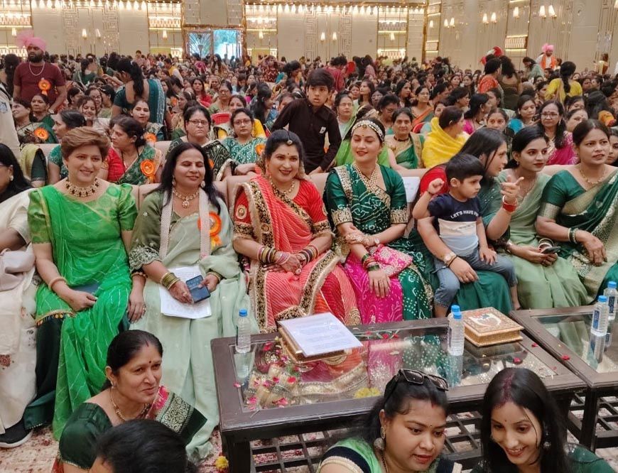 भारतीय त्यौहारों की बात ही निराली है, हमारे उत्सव हमारी संस्कृति के जीवंत उत्सव हैं: राज्य मंत्री श्रीमती गौर