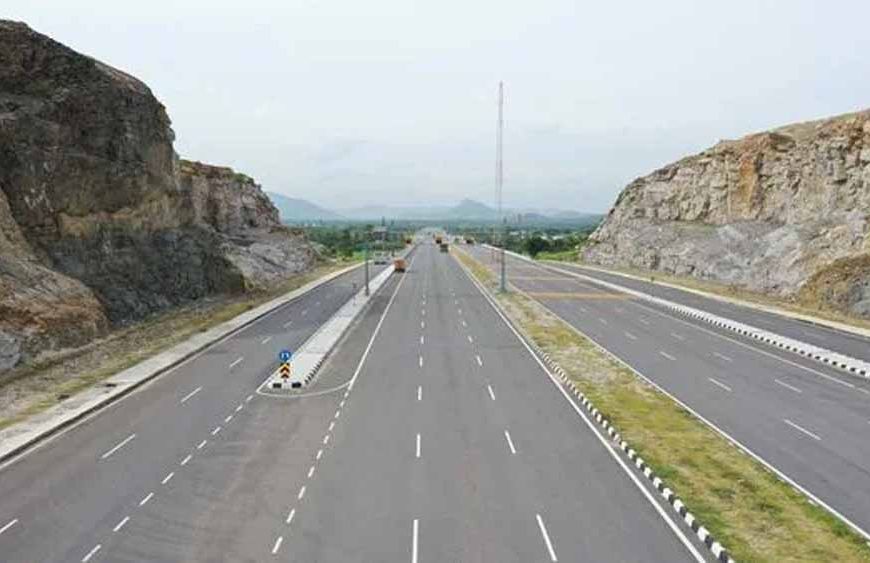 जम्मू-कश्मीर के लोगों और पर्यटकों के लिए एक बड़ी राहत,  2 नई फोरलेन सड़क परियोजनाओं को केंद्र की मंजूरी