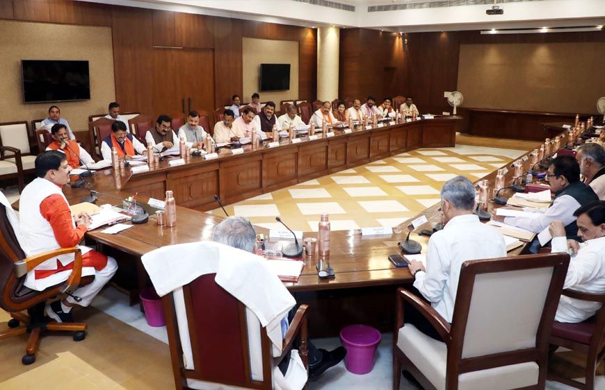 रांझी तहसील में 100 बिस्तर वाले कर्मचारी राज्य बीमा निगम के अस्पताल के लिए पांच एकड़ जमीन देने का फैसला