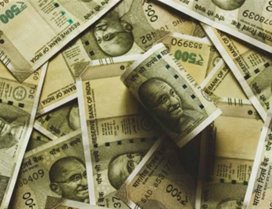 500 के नोटों की एटीएम से सप्लाई बंद नहीं होगी: केंद्र सरकार का स्पष्टीकरण