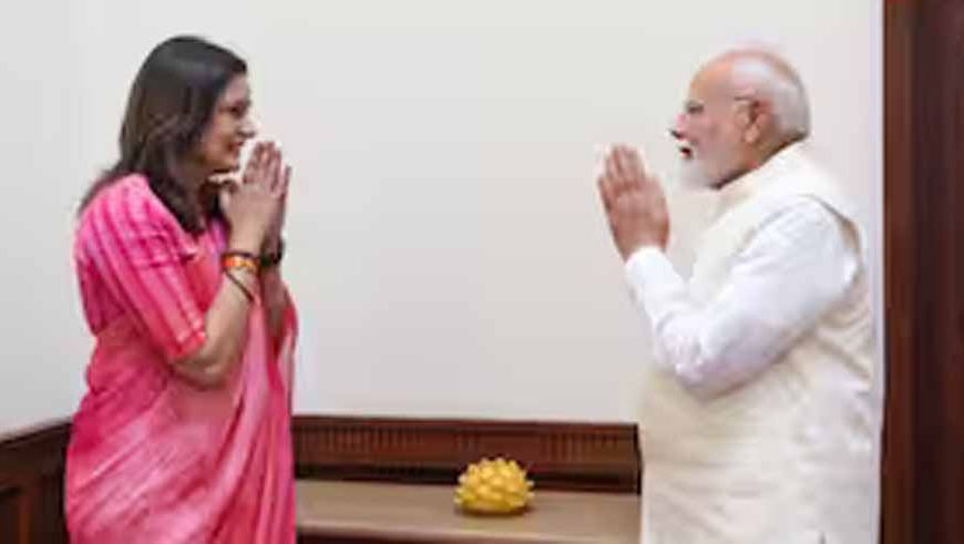 प्रियंका चतुर्वेदी की पीएम मोदी से मुलाकात के बाद सियासी हलचल तेज, BJP में एंट्री तय?