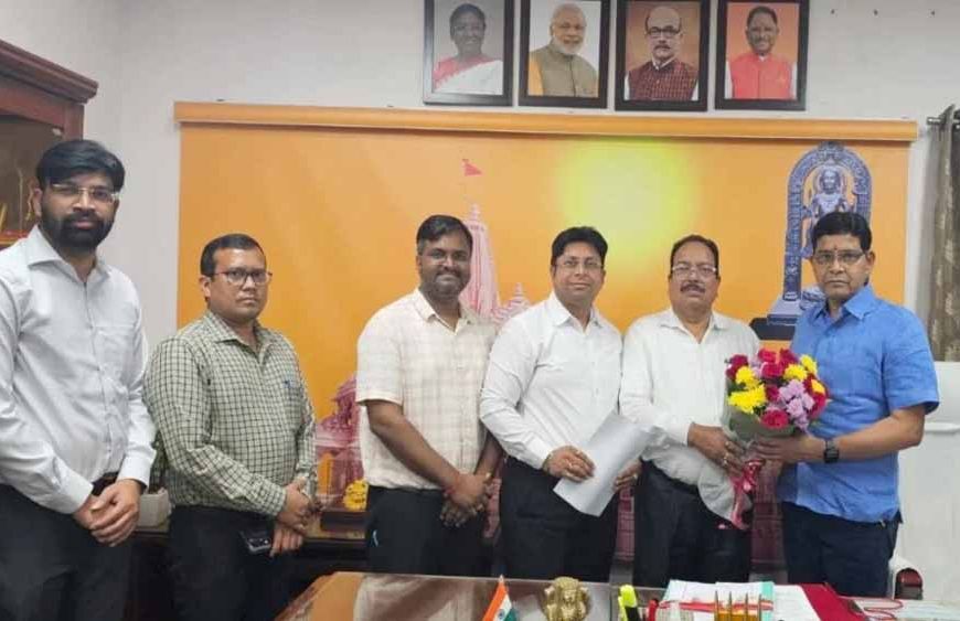 राजस्व मंत्री के आश्वासन पर खत्म हुई हड़ताल, तहसीलदारों की 17 सूत्रीय मांगों पर बनी सहमति