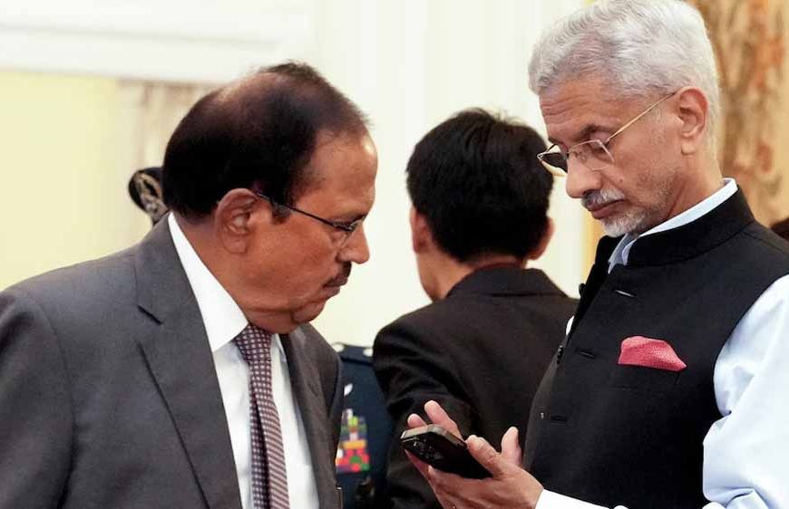 रूस में भारत की बड़ी कूटनीतिक चाल: अजित डोभाल पहुंचे, जयशंकर की भी होगी एंट्री, ट्रंप की धमकियों के बीच बढ़ी हलचल