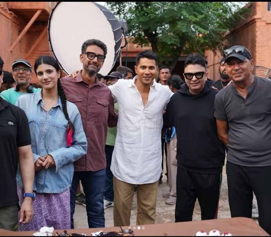 वरुण धवन ने ‘बॉर्डर 2’ का अमृतसर शेड्यूल पूरा किया, पार्टी का वीडियो किया शेयर