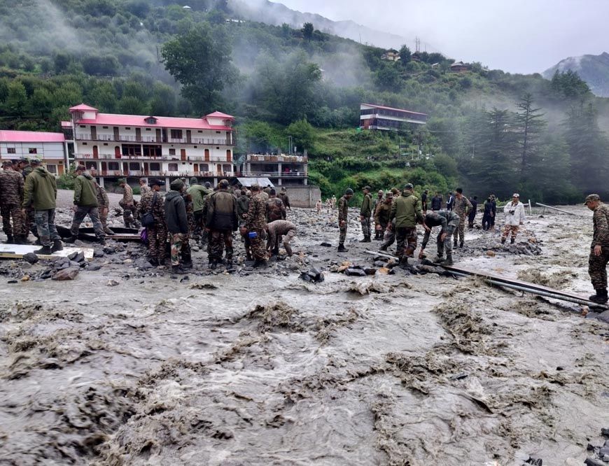 धराली का पहला सड़क मार्ग बहाल, लेकिन 11 जवानों समेत 70 लोग अब भी लापता