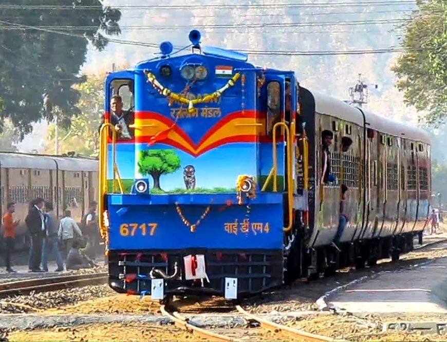 विश्व आदिवासी दिवस पर रेलवे का फैसला, 9 अगस्त की पातालपानी-कालाकुंड ट्रेन की सभी बुकिंग रद्द