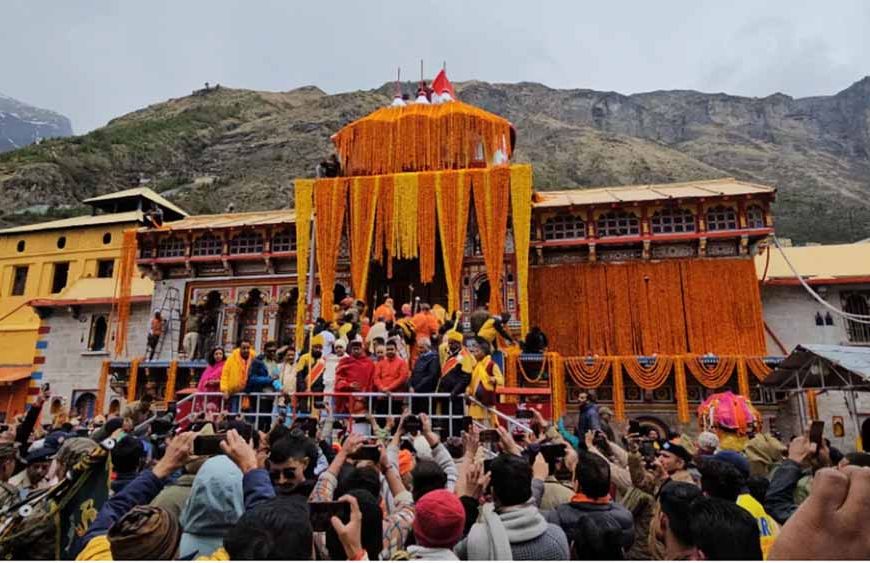 बदरीनाथ धाम के लिए ऑफलाइन पंजीकरण पर प्रशासन ने अग्रिम आदेश तक लगाई रोक