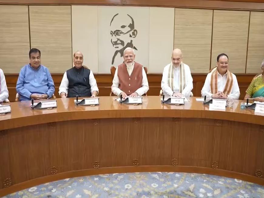कैबिनेट ने प्रधानमंत्री उज्ज्वला योजना के लिए ₹12,060 करोड़ मंजूर किए