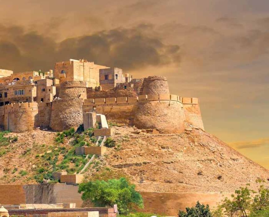 अमृतसर ही नहीं, राजस्थान के इस शहर को भी कहा जाता है Golden City; सोने जैसी चमक से दमकती है नगरी