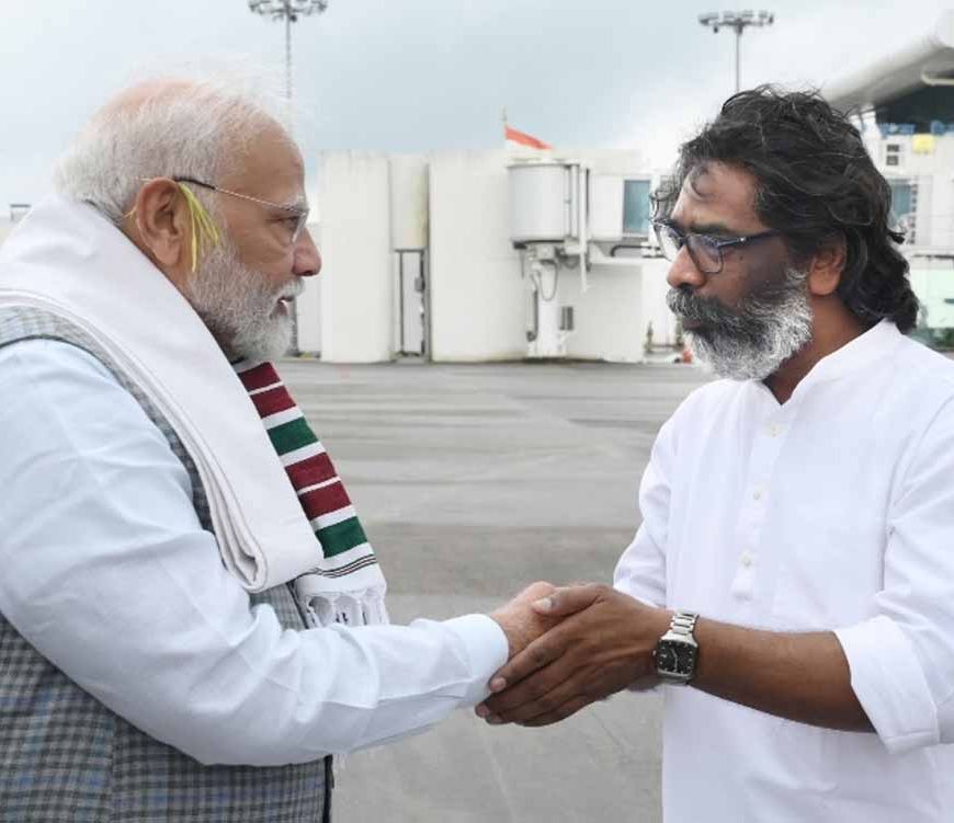 पीएम मोदी ने सीएम हेमंत सोरेन को दी जन्मदिन की शुभकामनाएं, सोशल मीडिया पर किया खास ट्वीट