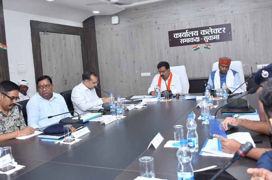 नक्सलवाद के खात्मे के लिए समाज के सभी वर्गों का सहयोग जरूरी : उपमुख्यमंत्री विजय शर्मा