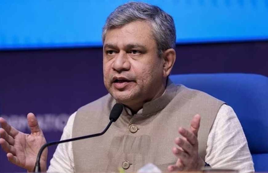 भारत बना अमेरिका का सबसे बड़ा स्मार्टफोन सप्लायर, 11 साल में उत्पादन हुआ 6 गुना बढ़ा: अश्विनी वैष्णव