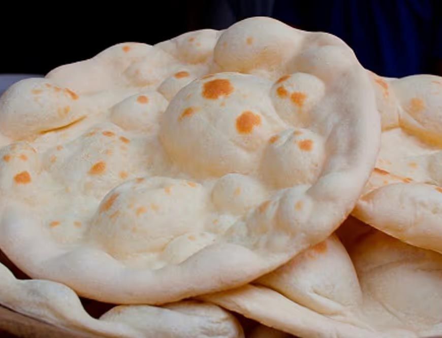 कानपुर के ढाबे में मिली छिपकली वाली तंदूरी रोटी, ग्राहक हुए परेशान