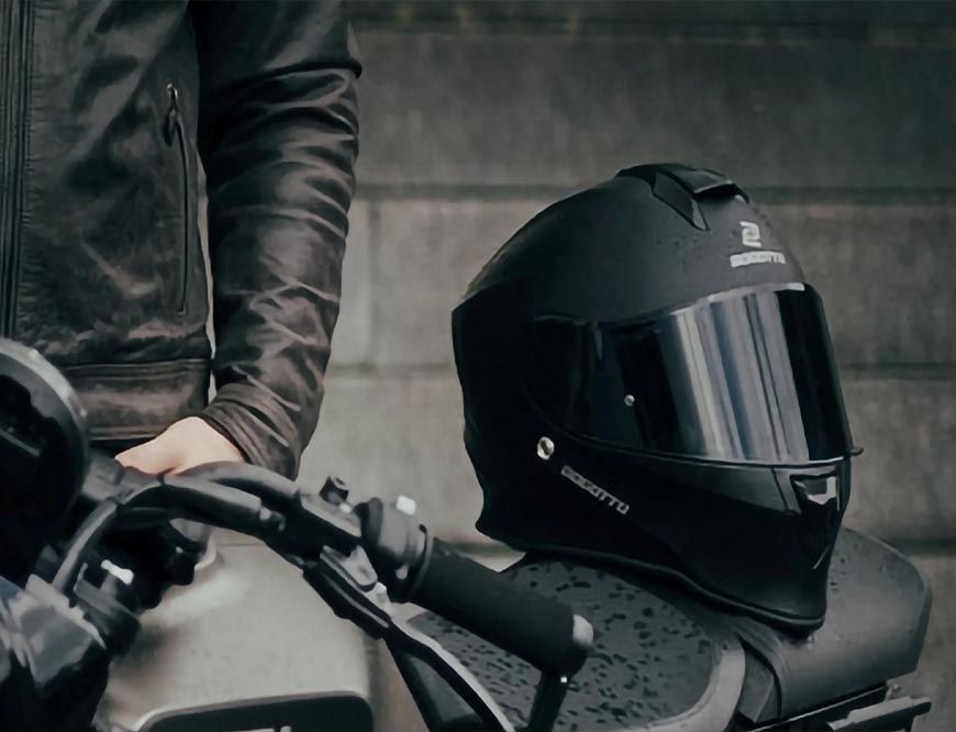 हेलमेट की अनिवार्यता से नाराज जनता को शांत करने भाजपा ने बड़ी रणनीति , मुफ्त में बंटेंगे हजारों हेलमेट