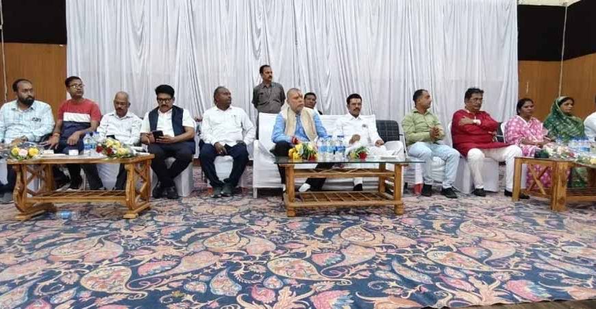 बस्तर दशहरा में रथ परिक्रमा मार्ग होगा रोशन, शुरू हुआ भूमिगत बिजली लाइन बिछाने का काम