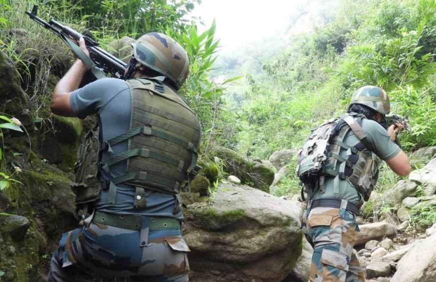 कुलगाम में आतंकियों के साथ मुठभेड़ 11 वें दिन भी जारी, घने जंगलों के बीच गुफाओं में छिपे हुए हैं आतंकी