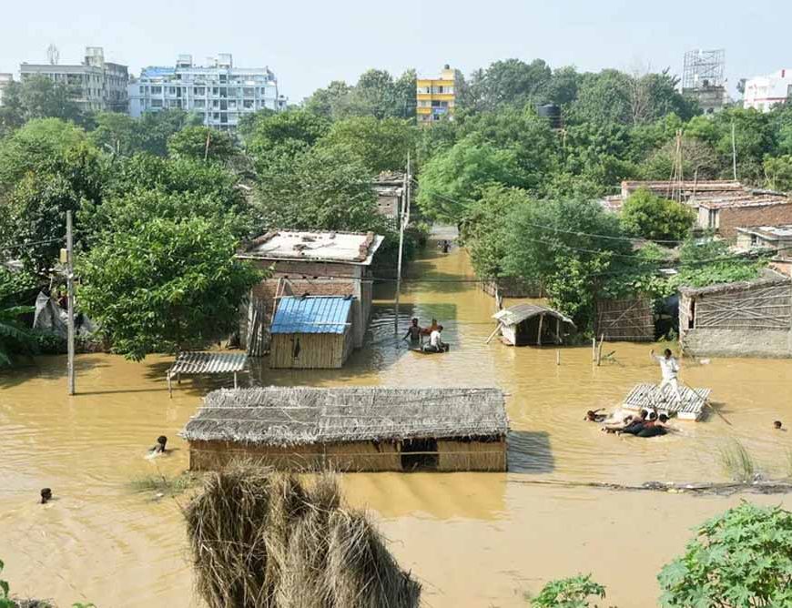 लगातार बारिश से बिहार में गंगा समेत सभी नदियां उफान पर, अबतक 19 लोगों की मौत