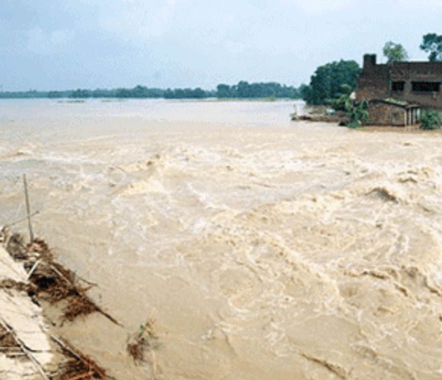 बाढ़ प्रभावितों के साथ खड़ी है योगी सरकार, पीड़ितों की हर जरूरत का रखा जा रहा पूरा ध्यान