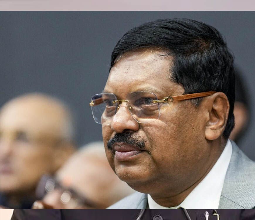 जजों को टारगेट करना बना ट्रेंड, CJI गवई ने न माफी न याचिका वापसी की दी इजाजत