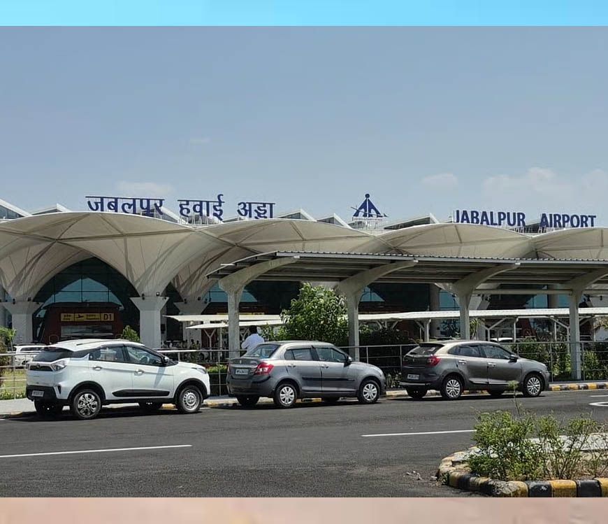 डुमना एयरपोर्ट पर हाईकोर्ट की सख्ती, हालात न सुधरे तो बंद करने पर विचार