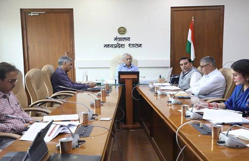 आगामी त्यौहार हर्षोल्लास से मनाये जाने के लिए करें समुचित तैयारियां- मुख्य सचिव