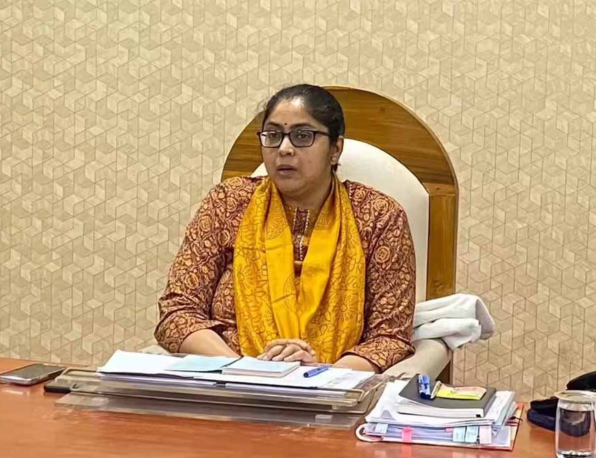 माइक्रो इण्डस्ट्रीज स्थापित करने के लक्ष्य को ध्यान में रखकर कलस्टर की प्लानिंग करें : हर्षिका सिंह