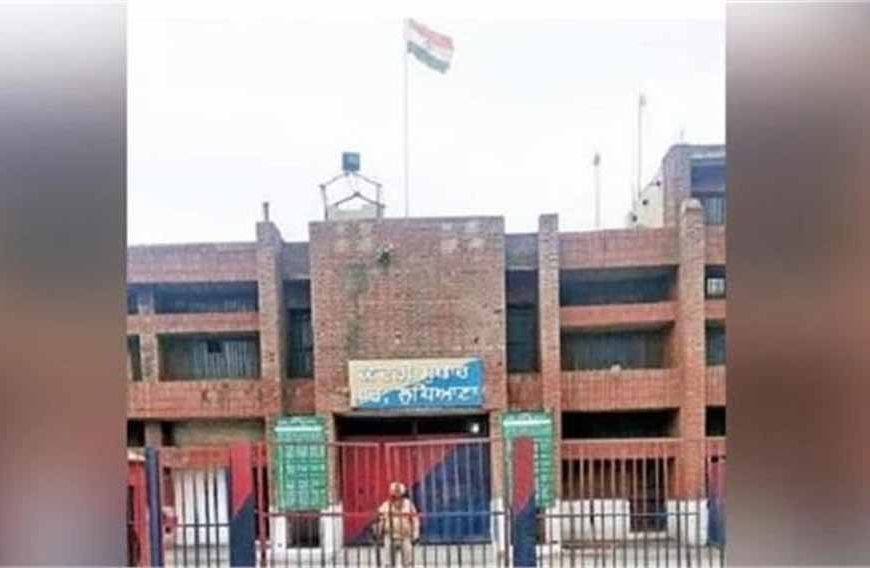 फिर प्रबंधों को सेंध लगाते हुए जेल में फिर मोबाइल फोन बरामद, जेल की सुरक्षा को सेंध!