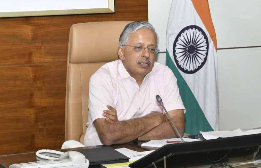 मुख्य सचिव ने जनसुनवाई पोर्टल, बाढ़ राहत और हर घर तिरंगा अभियान की समीक्षा कर सभी मण्डलायुक्तों एवं जिलाधिकारियों को वीडियो कॉन्फ्रेसिंग के माध्यम दिये आवश्यक दिशा-निर्देश