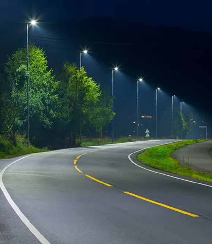 कोयंबटूर में सेव एनर्जी मुहिम, 122 स्थानों पर लगे मोशन सेंसर सोलर स्ट्रीट लाइट