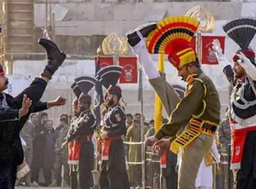 मौसम में बदलाव को देखते हुए अटारी बॉर्डर पर रिट्रीट सेरेमनी का समय बदला