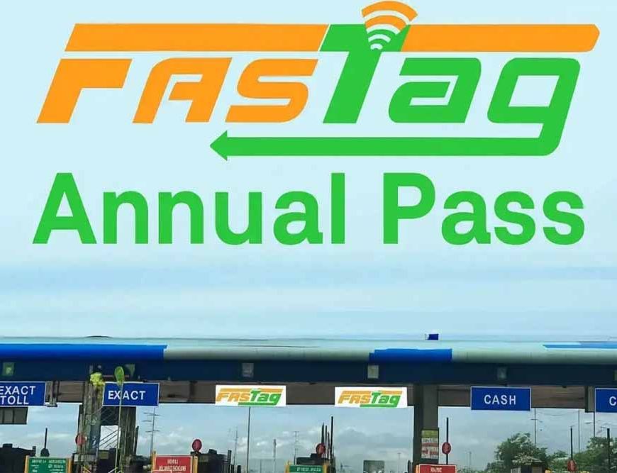 FASTag Annual Pass की धूम: लॉन्च के पहले दिन ही बिके 1.4 लाख पास