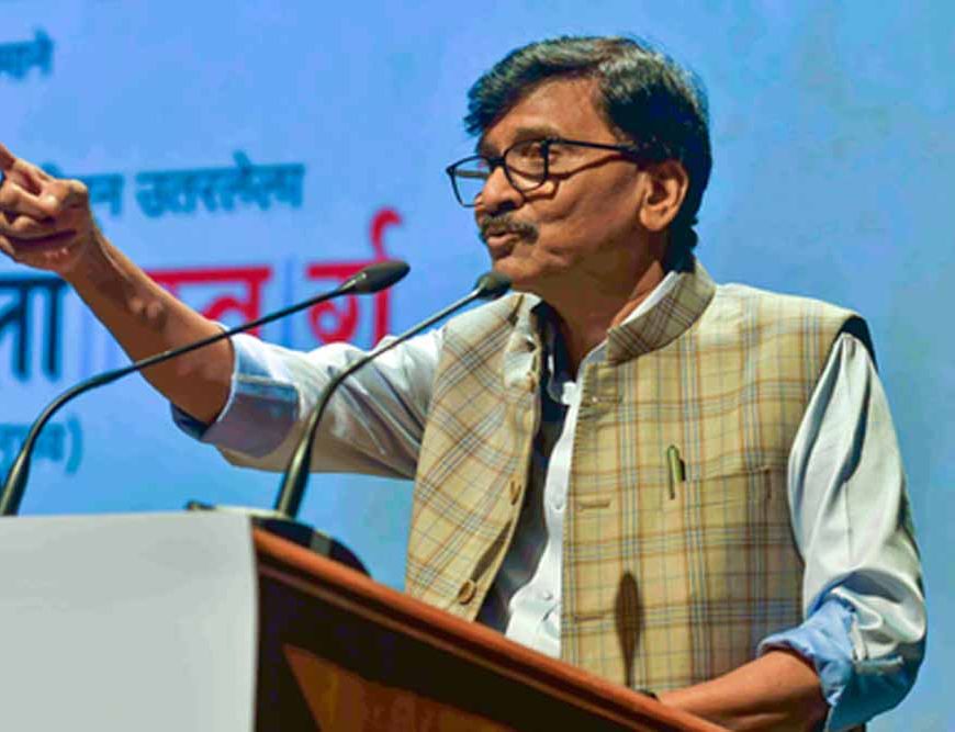 संजय राउत का सुझाव: पीएम मोदी को कहना चाहिए ‘खून और क्रिकेट साथ नहीं चल सकते’