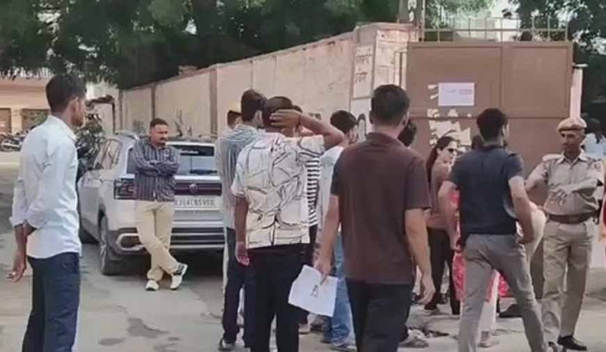 बाड़मेर में पटवारी परीक्षा की शुरुआत, DM डाबी ने दी सुरक्षा व्यवस्था की जानकारी