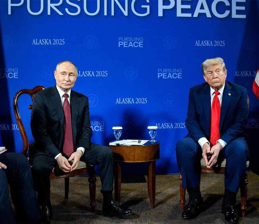 ट्रंप-पुतिन मुलाकात का राज़! अलास्का होटल से लीक हुए सीक्रेट डॉक्यूमेंट्स