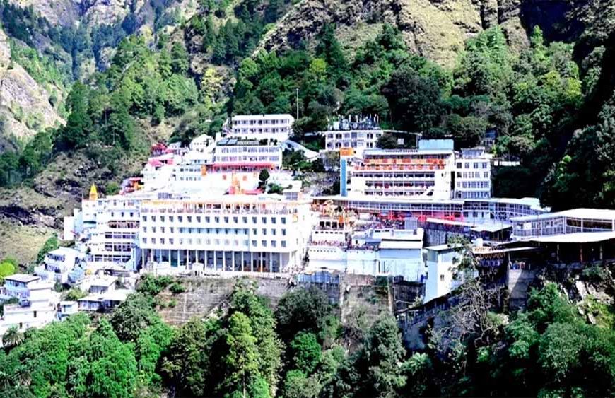 खराब मौसम के कारण वैष्णो देवी यात्रा पंजीकरण स्थगित