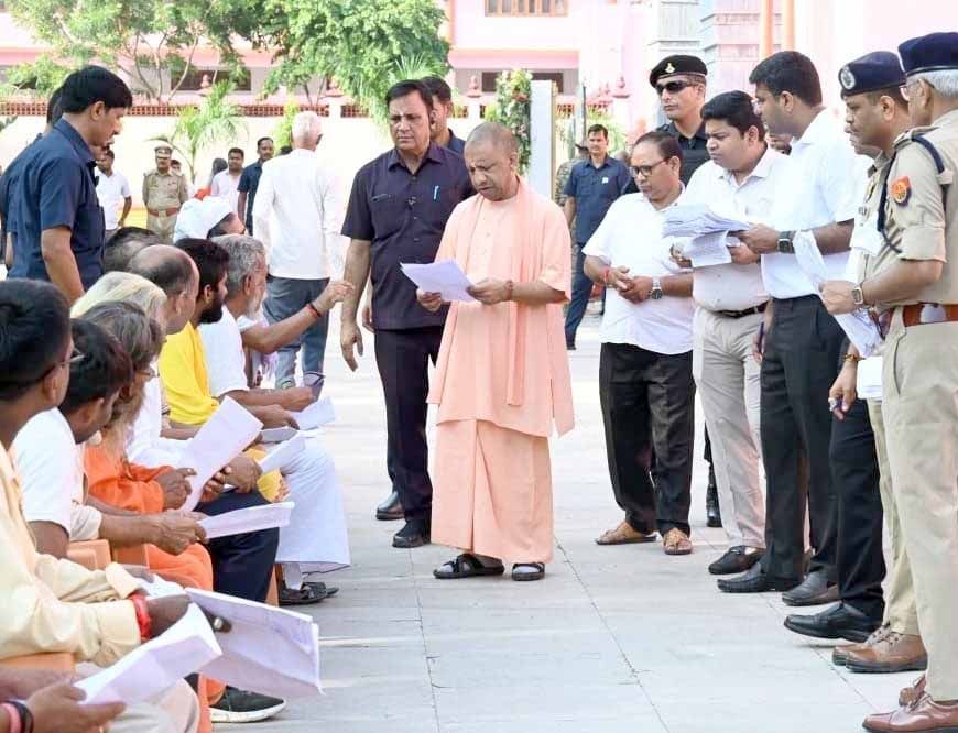 सबके जीवन में खुशहाली सरकार का संकल्प : मुख्यमंत्री