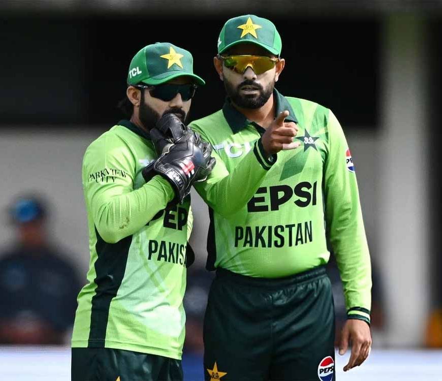 एशिया कप से बाहर होने के बाद बाबर आजम की T20I में वापसी की संभावना, कोच ने किया खुलासा