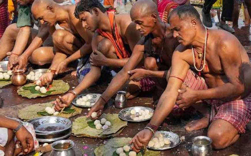 पितृपक्ष 2025: तृतीया और चतुर्थी श्राद्ध एक ही दिन, जानें सम्पूर्ण श्राद्ध पक्ष तिथियां