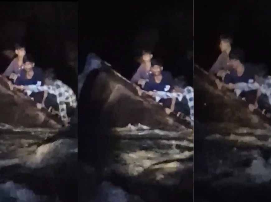 बैतूल: भड़ंगा नदी में ट्रैक्टर-ट्रॉली पलटी, 3 युवक चट्टान पर फंसे; पुलिस-ग्रामीणों ने बचाया